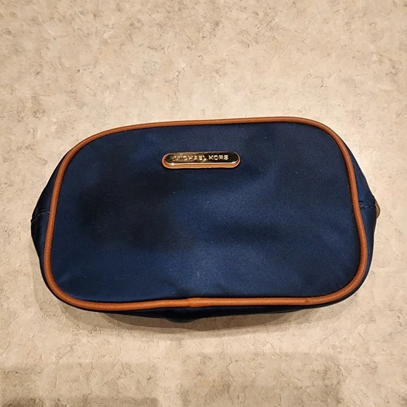 michael kors cosmetic bag brown